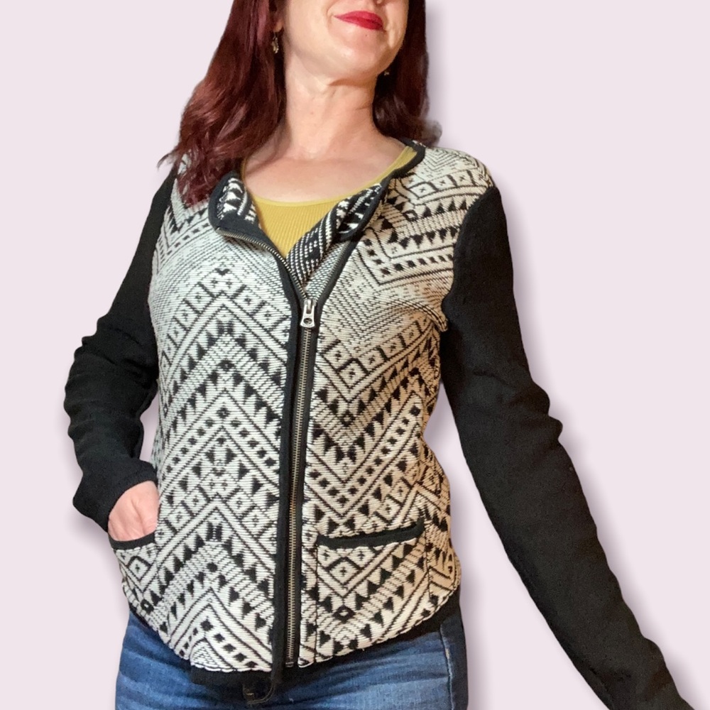 Lucky Brand Zip up Sweater. Moto style with black & white pattern. Sz L